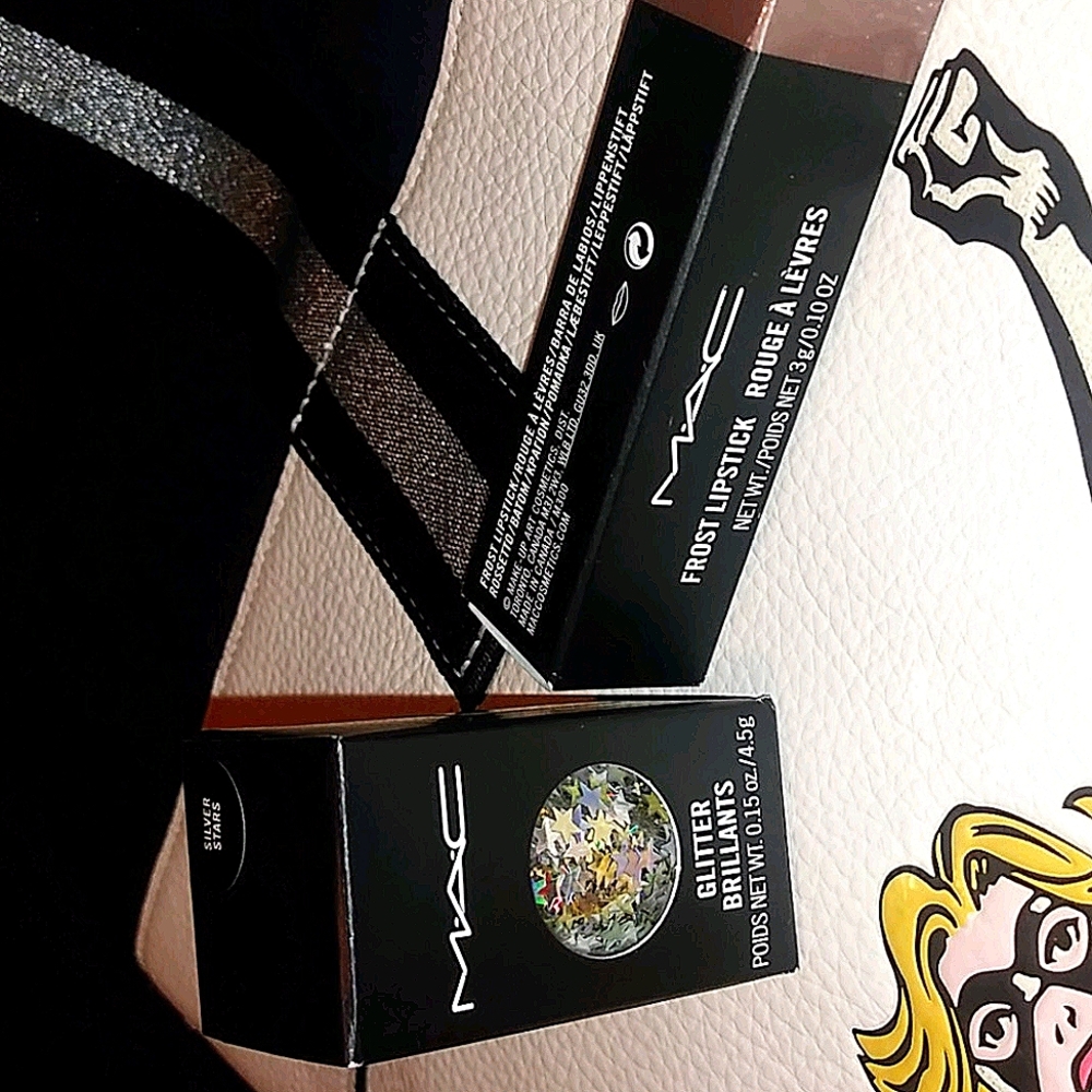 NWT MAC LIP & GLITTER DUO
